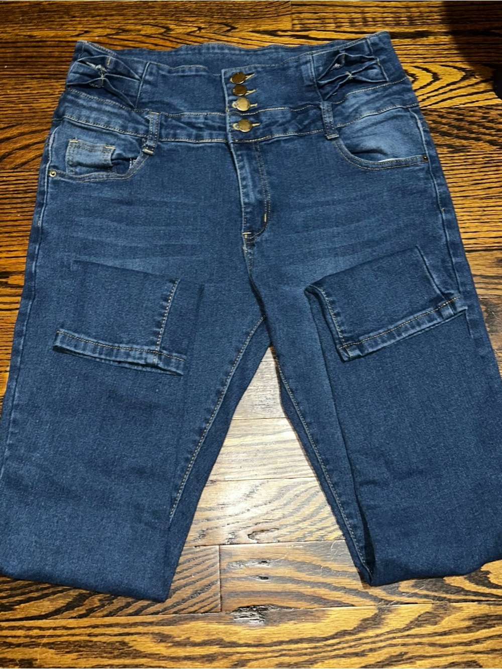 High waisted button-fly women’s jeans